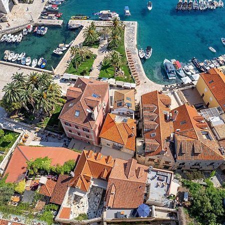 Lola Apartments - Zf Hvar Хвар Екстериор снимка