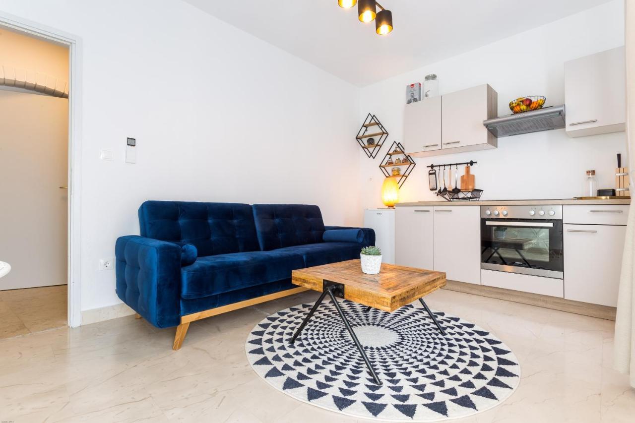 Lola Apartments - Zf Hvar Хвар Екстериор снимка