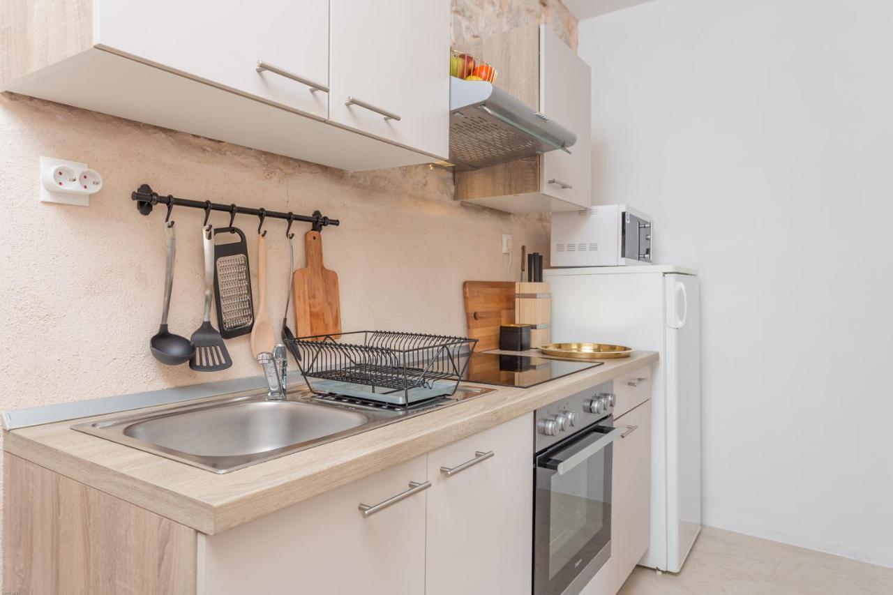 Lola Apartments - Zf Hvar Хвар Екстериор снимка